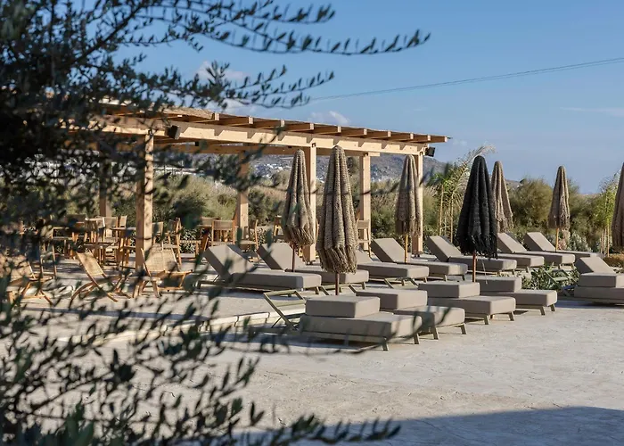 Sundunes Naxos Otel *