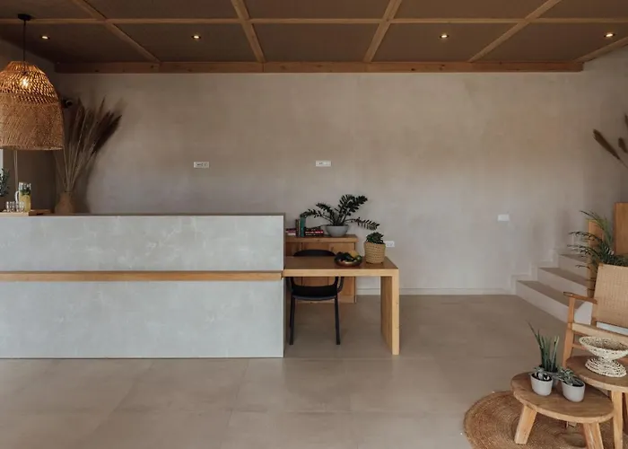 Sundunes Naxos Otel *